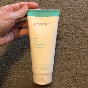 Proactiv+ Skin Smoothing Exfoliator (step 1)